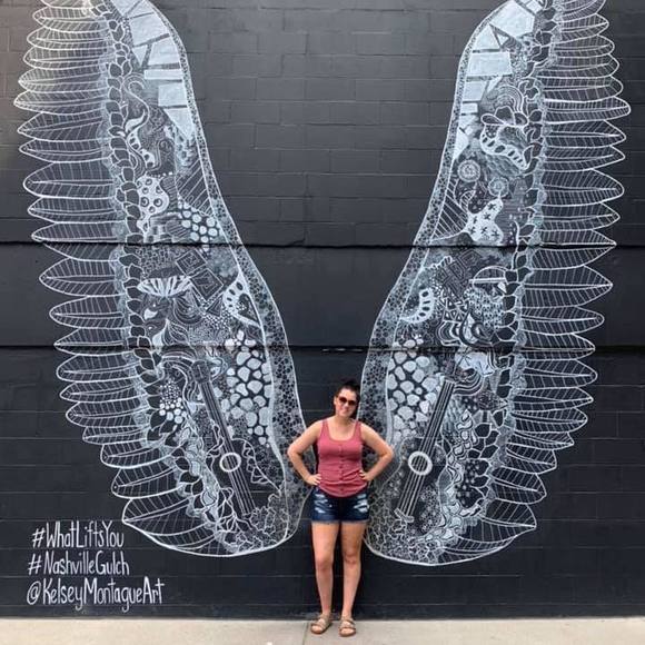 Meet your Posher, Haleigh - Picture 1 of 1